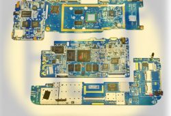 75. Платы планшетов.