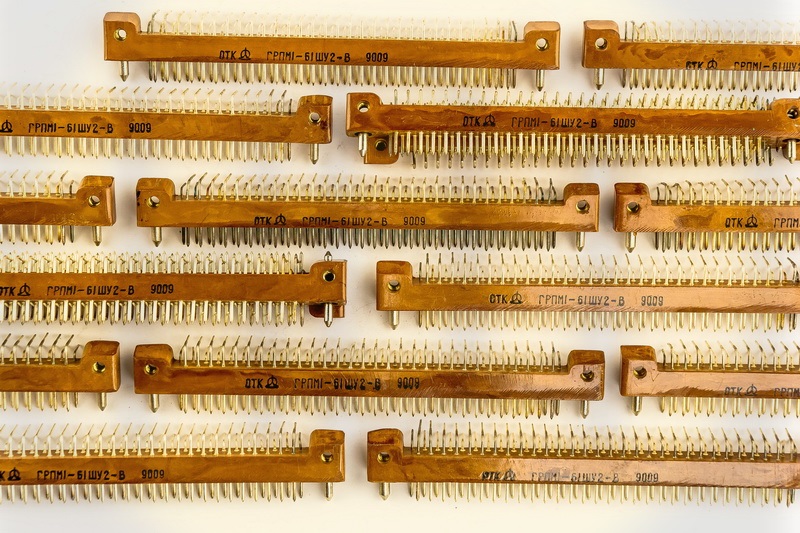 Скупка радиодеталей в Ужгороде. Покупаем старые радиодетали времён СССР ...